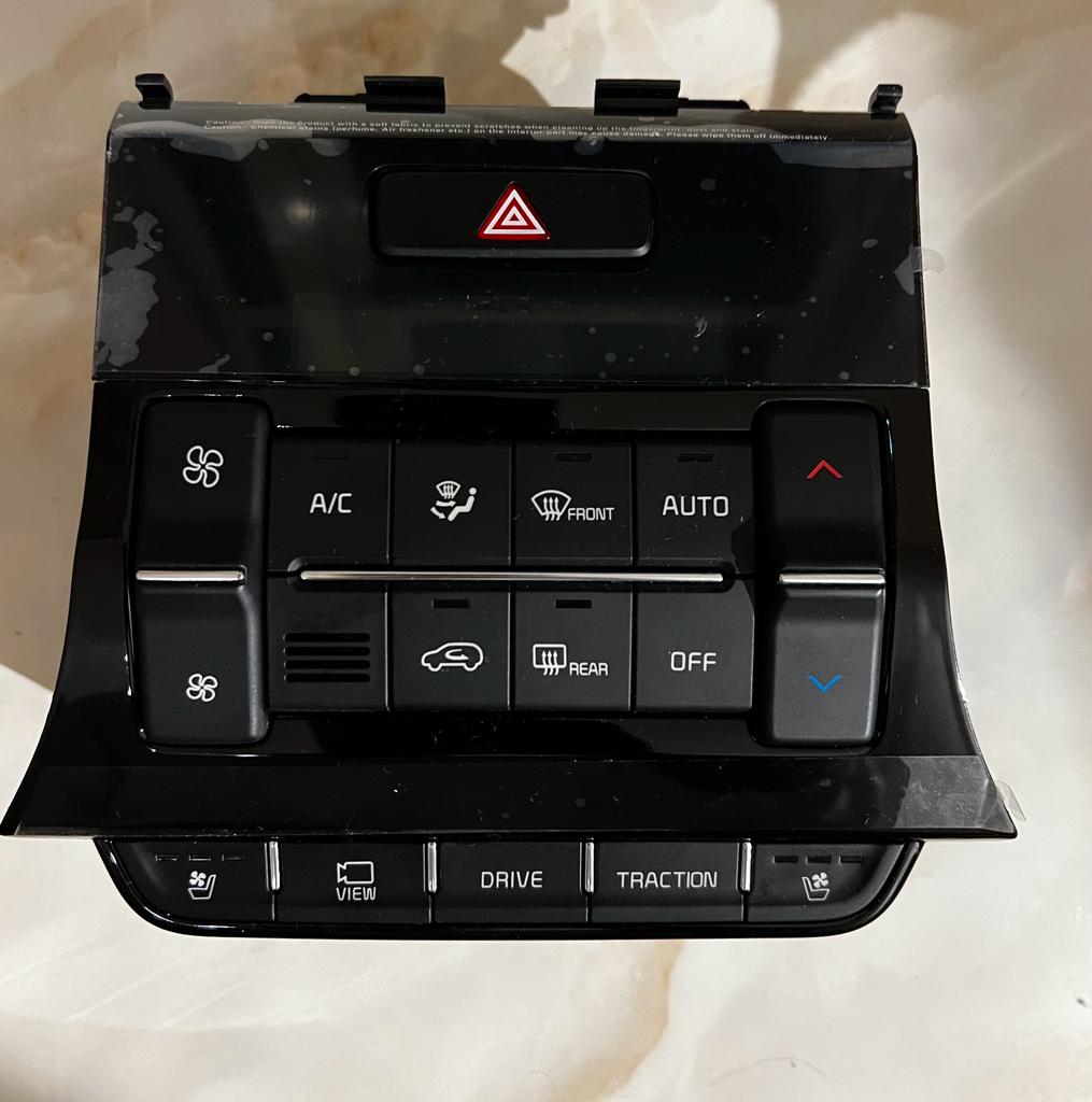 Kia Sonet control Panel 2020