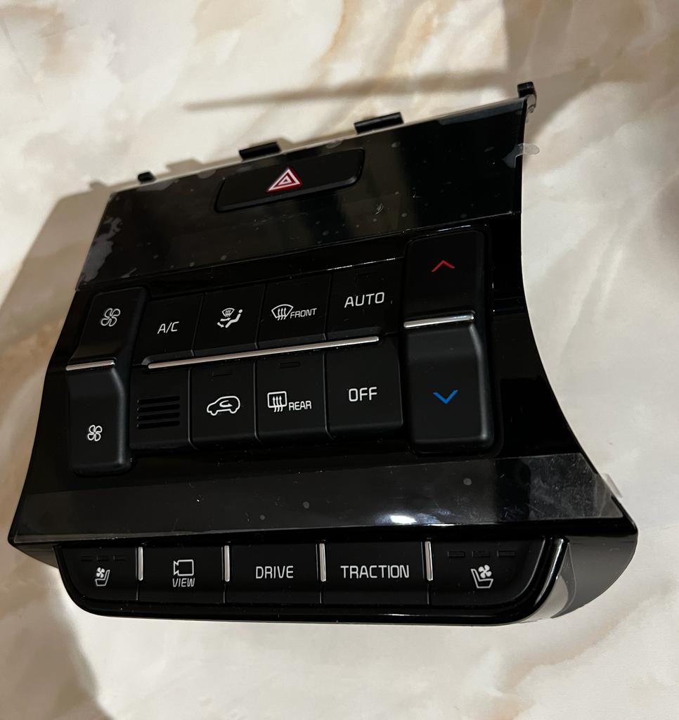 Kia Sonet control Panel 2020