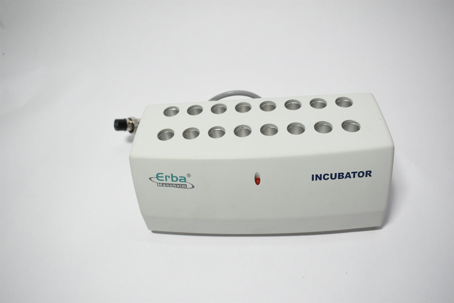 Erba Mannheim Incubator with 16 Holes 18V