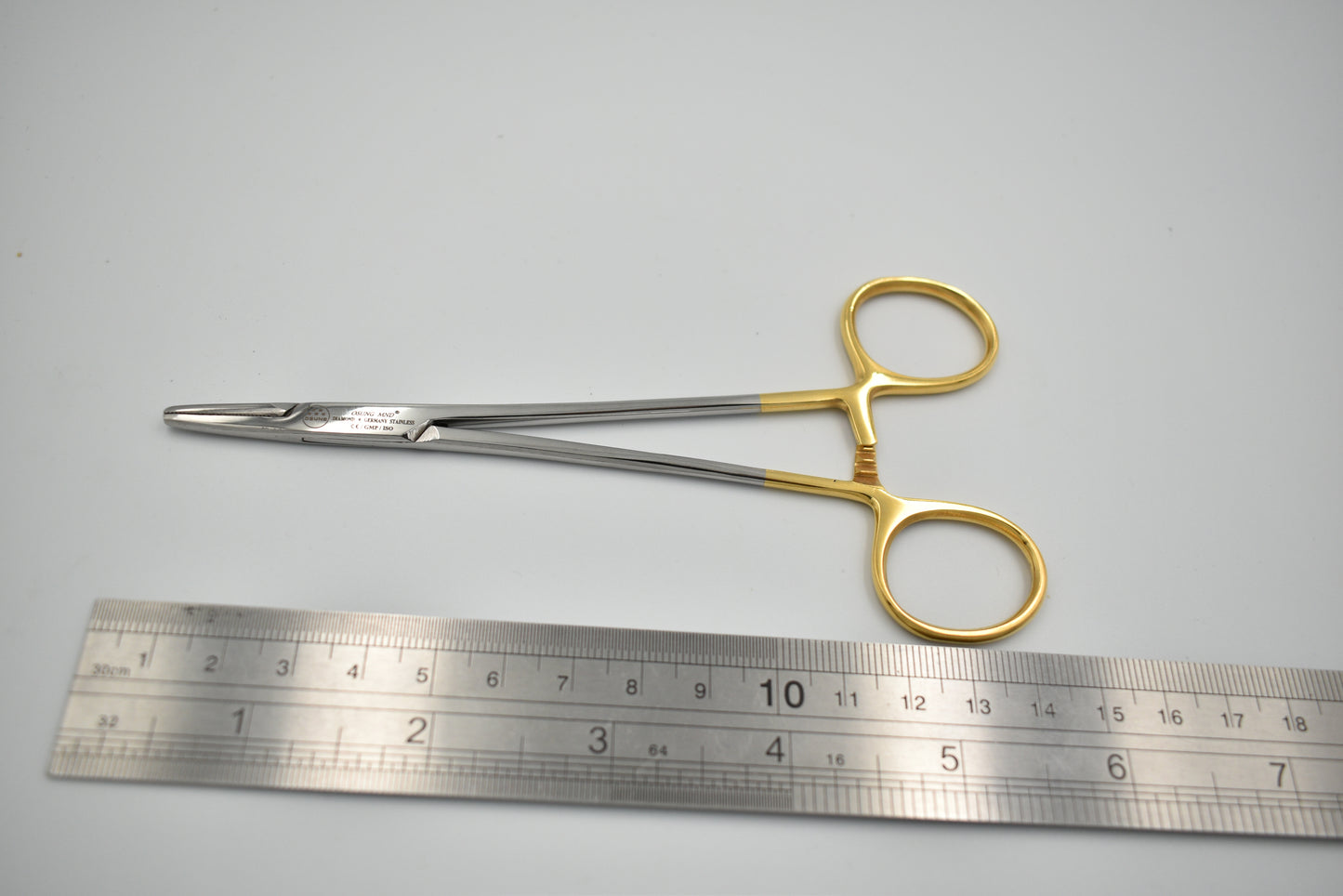 Hemostat Forceps 14 to 16 Cm