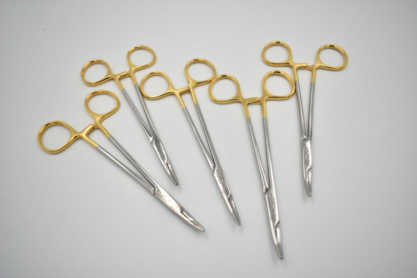 Hemostat Forceps 14 to 16 Cm