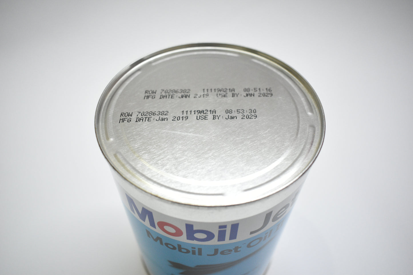 Mobil Jet Oil II 2 Engine Oil. 4 US Quarts 946ml